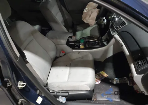 2015 Honda Accord Lx z USA, uszkodzony, nr VIN 1HGCR2F32FA019945